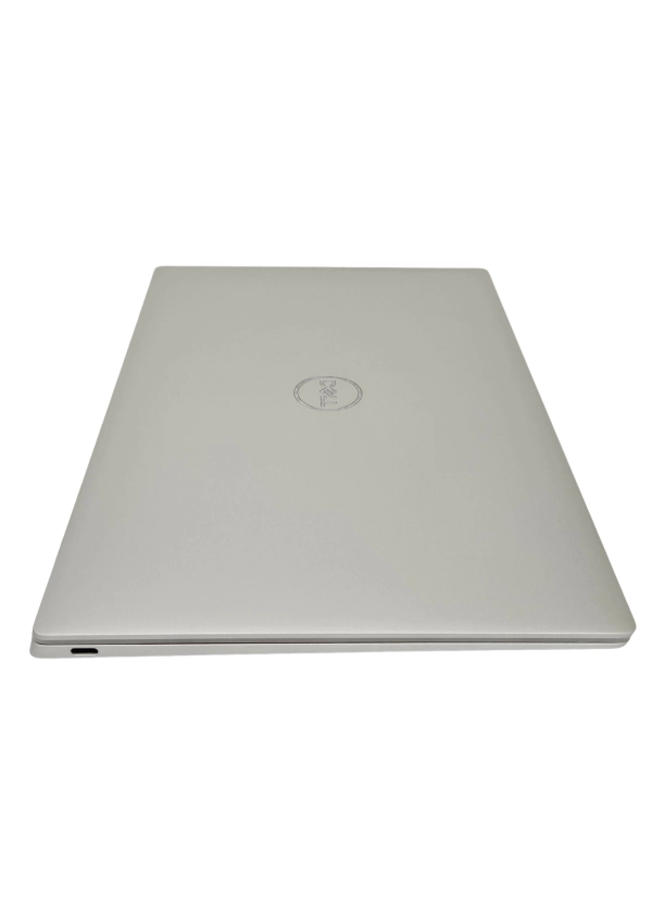 Bezramkowy aluminiowy ultrabook Dell XPS 9320 i5-1240P 16GB 512GB SSD 13,4